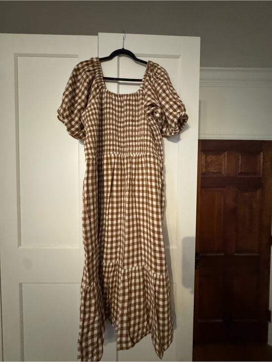 Little Cottonwood Dresses & Skirts - Little Cottonwood brown and white gingham Parker dress